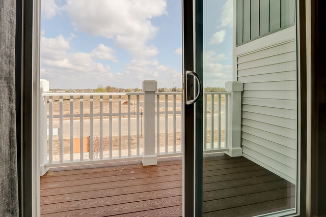 4273 Chelsea Manor Circle, Aurora, IL 60504