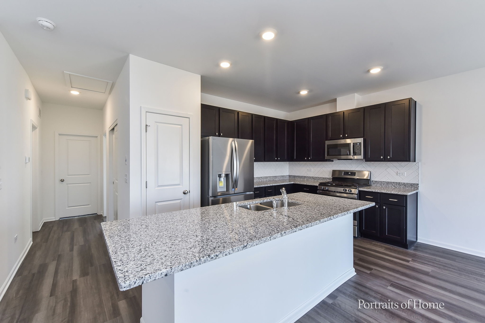 4273 Chelsea Manor Circle, Aurora, IL 60504