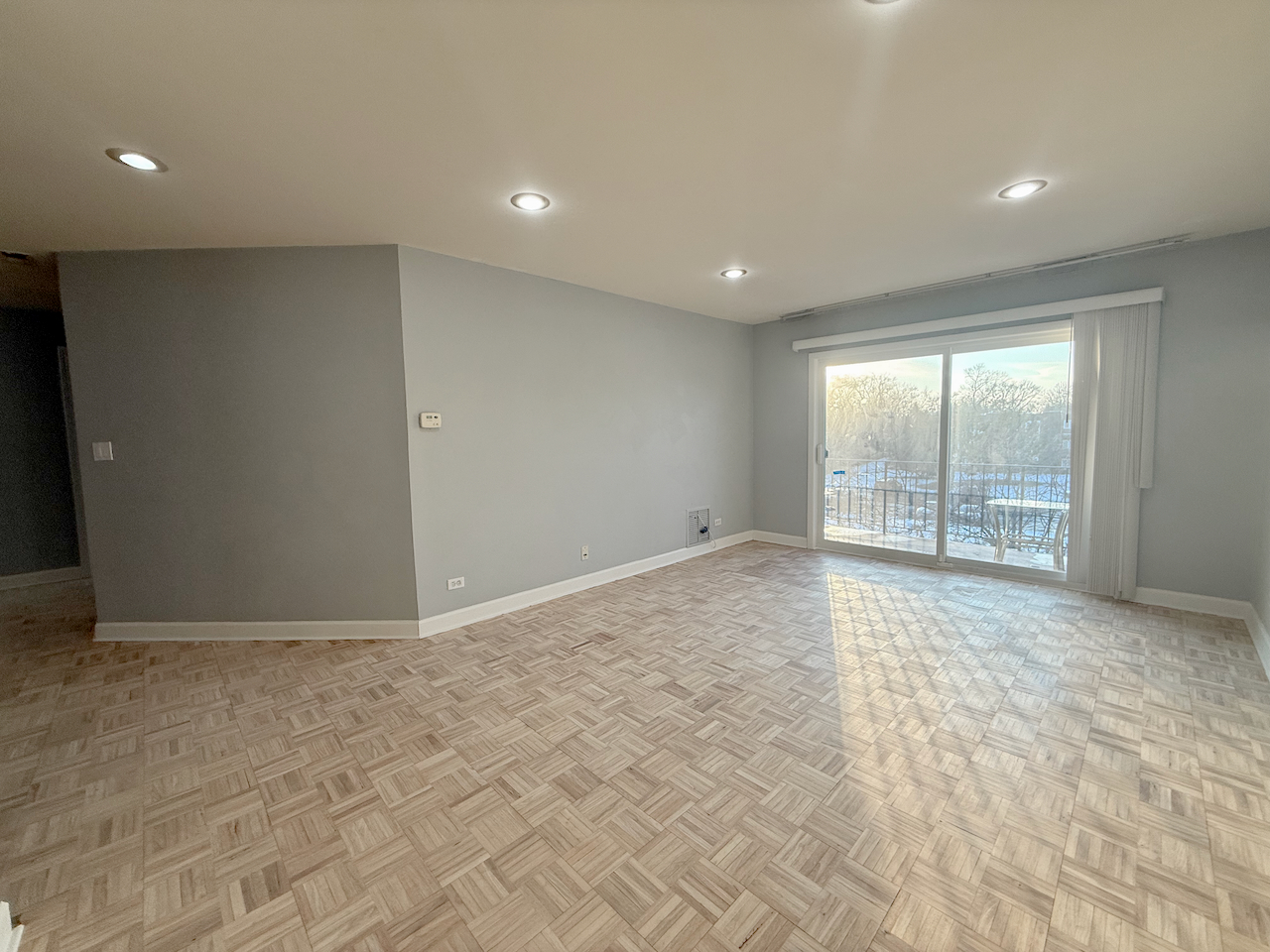 1550 Sandpebble Drive #306, Wheeling, IL 60090