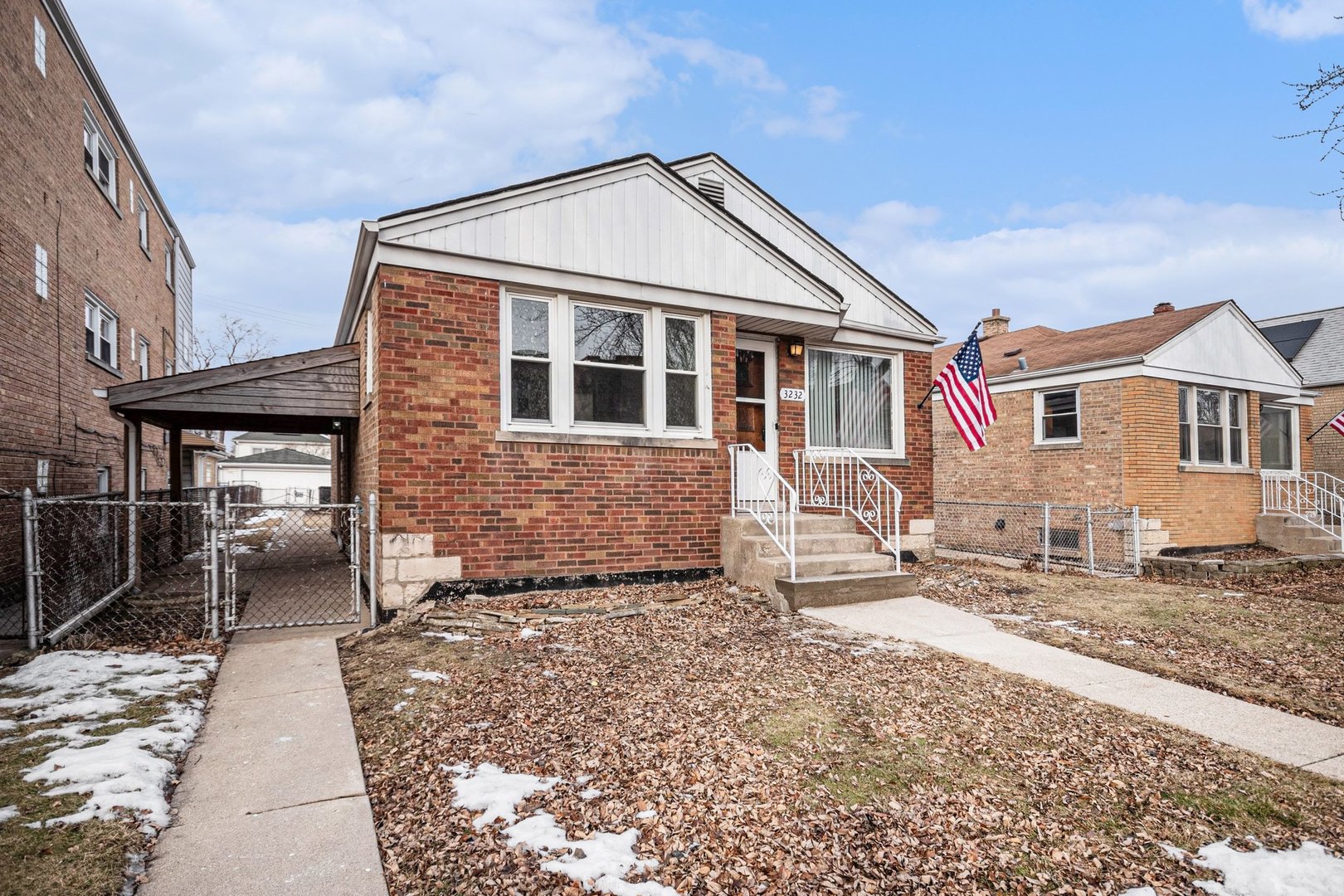 3232 N Narragansett Avenue, Chicago, IL 60634