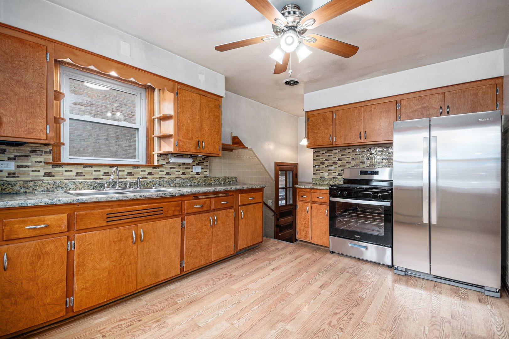 3232 N Narragansett Avenue, Chicago, IL 60634