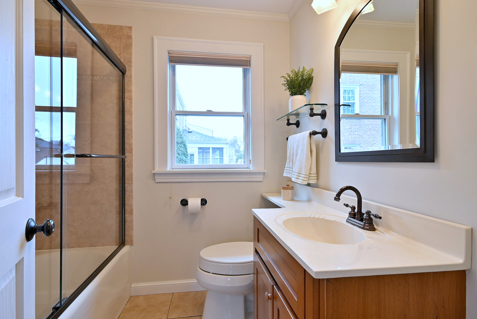 225 S Fairview Avenue, Elmhurst, IL 60126