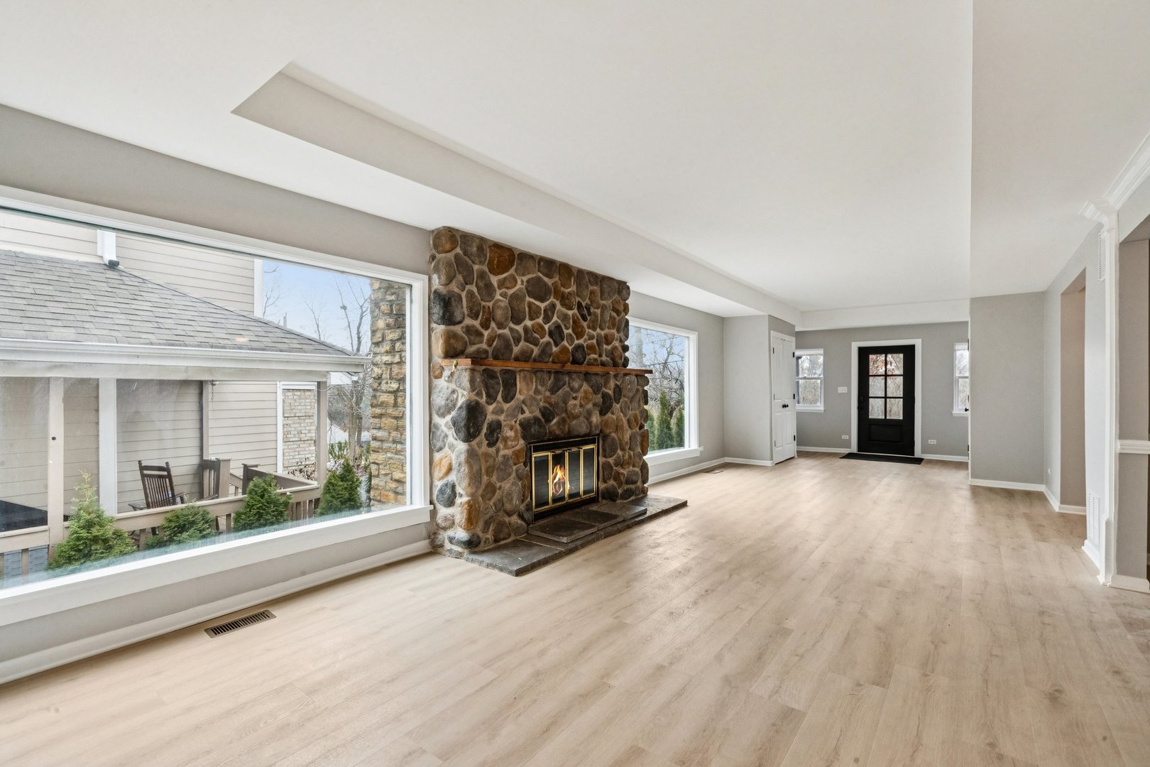 21688 W Ravine Drive, Lake Zurich, IL 60047