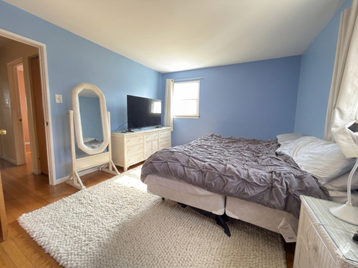 126 Indiana Street, Park Forest, IL 60466