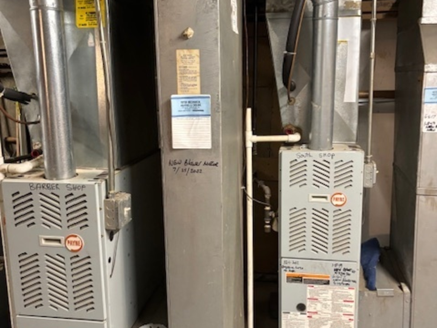 21 S US Highway 12 Highway, Fox Lake, IL 60020