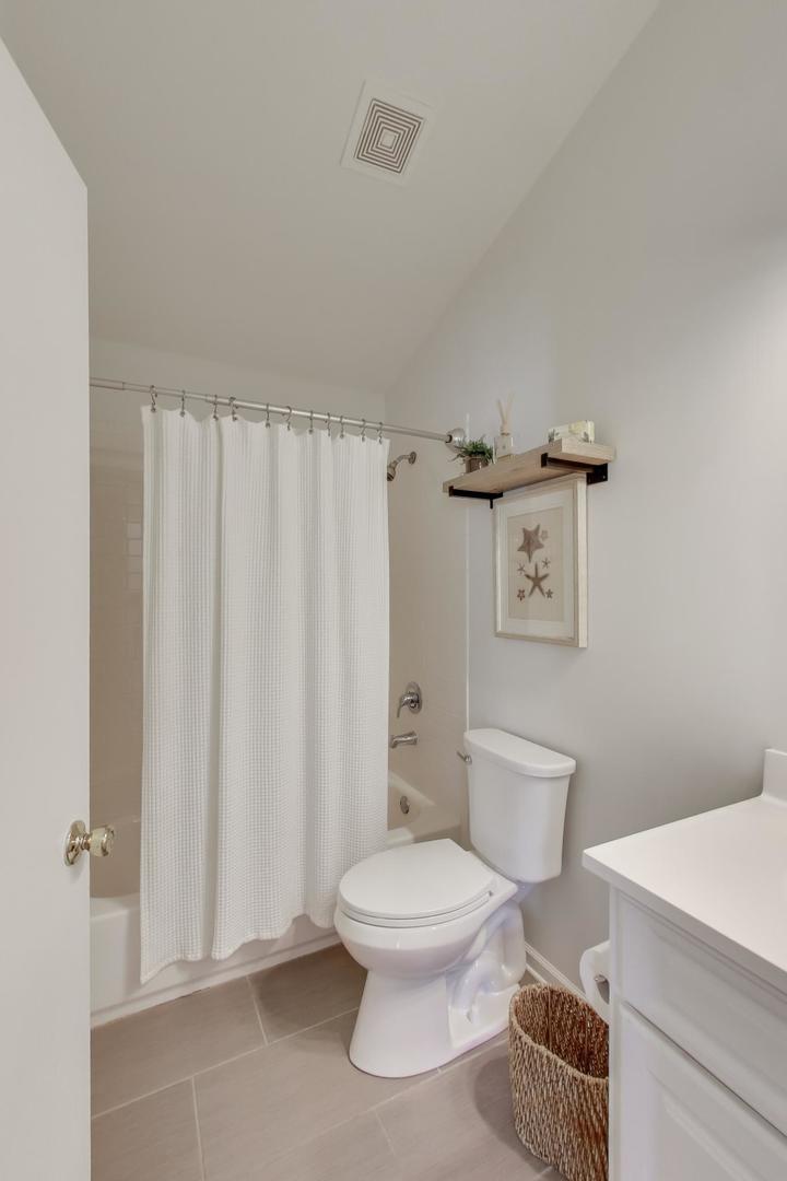 16510 Teton Drive, Lockport, IL 60441