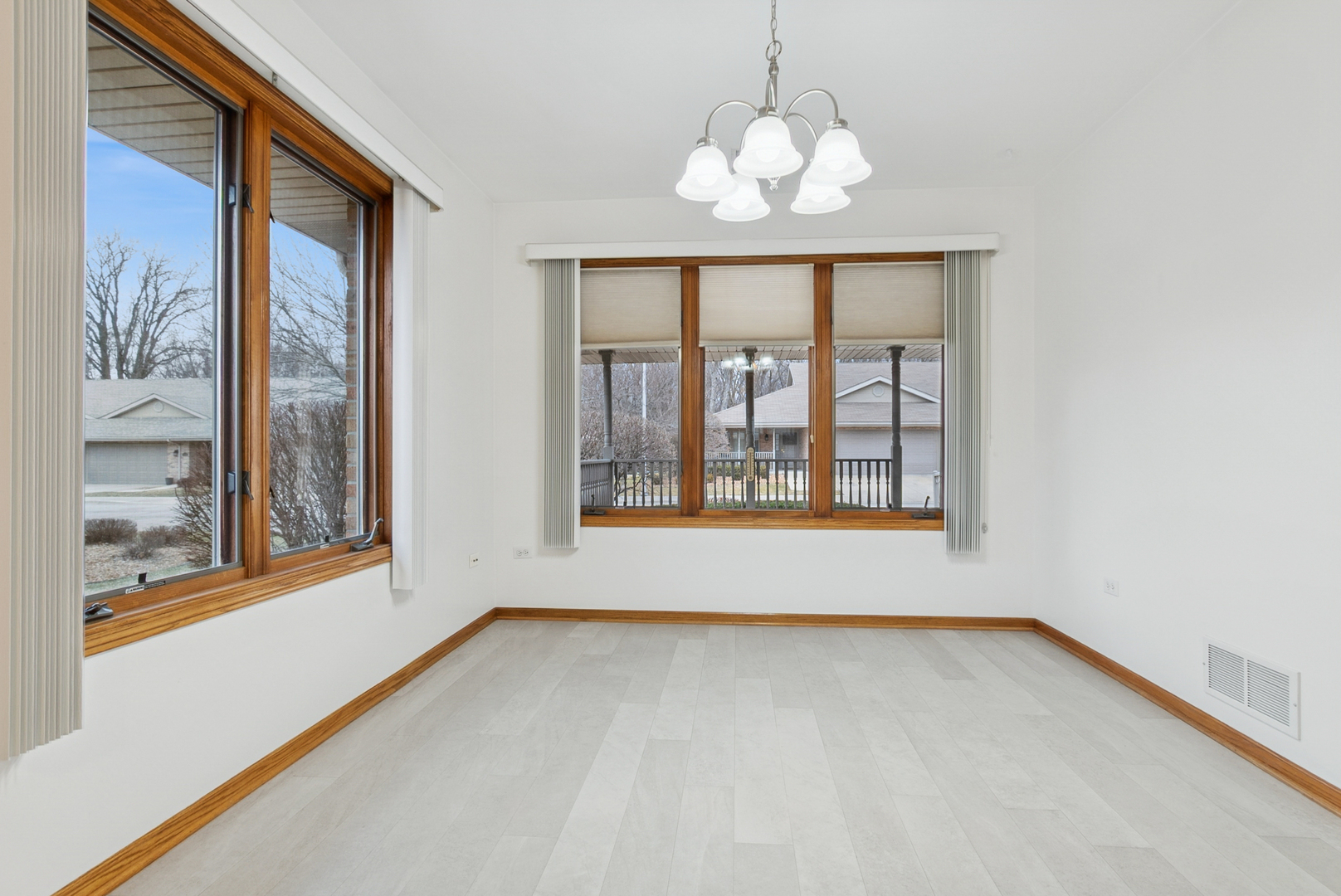 3421 Station Drive, Matteson, IL 60443