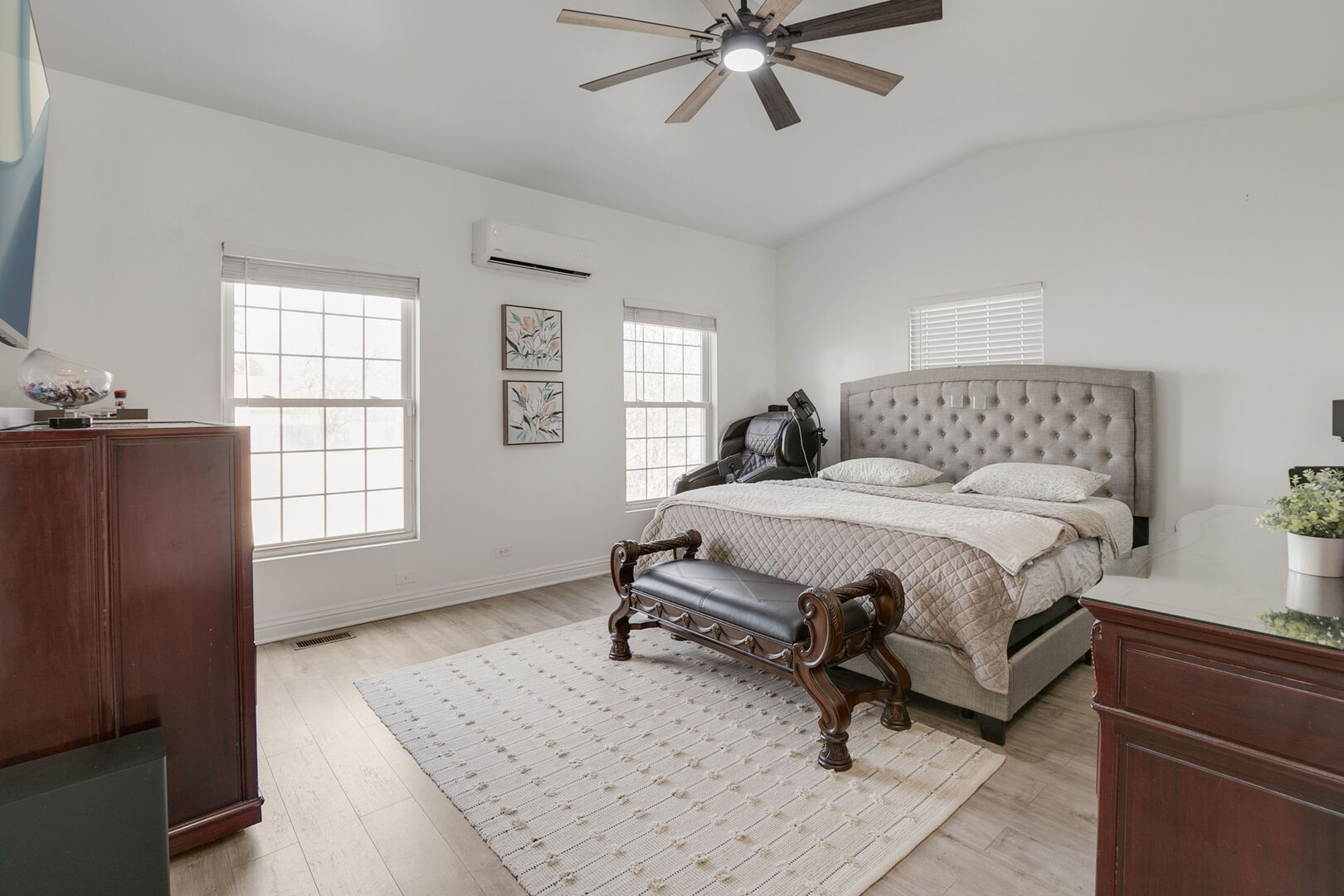 1713 Gilboa Avenue, Zion, IL 60099