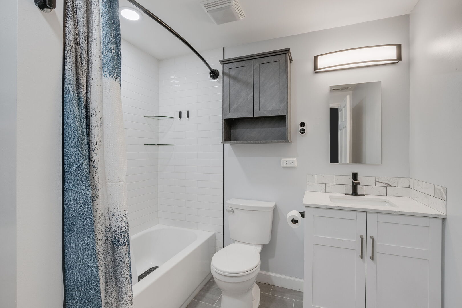 1713 Gilboa Avenue, Zion, IL 60099