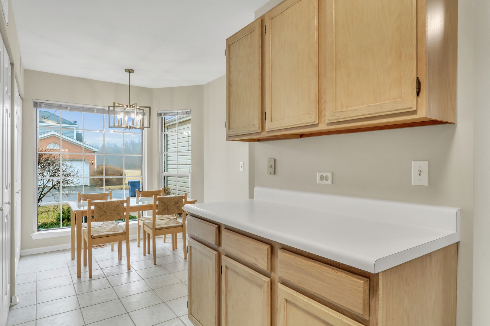 1824 Princeton Court, Gurnee, IL 60031