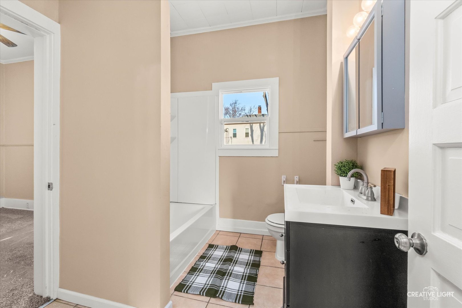 217 N Hugh Street, Plano, IL 60545