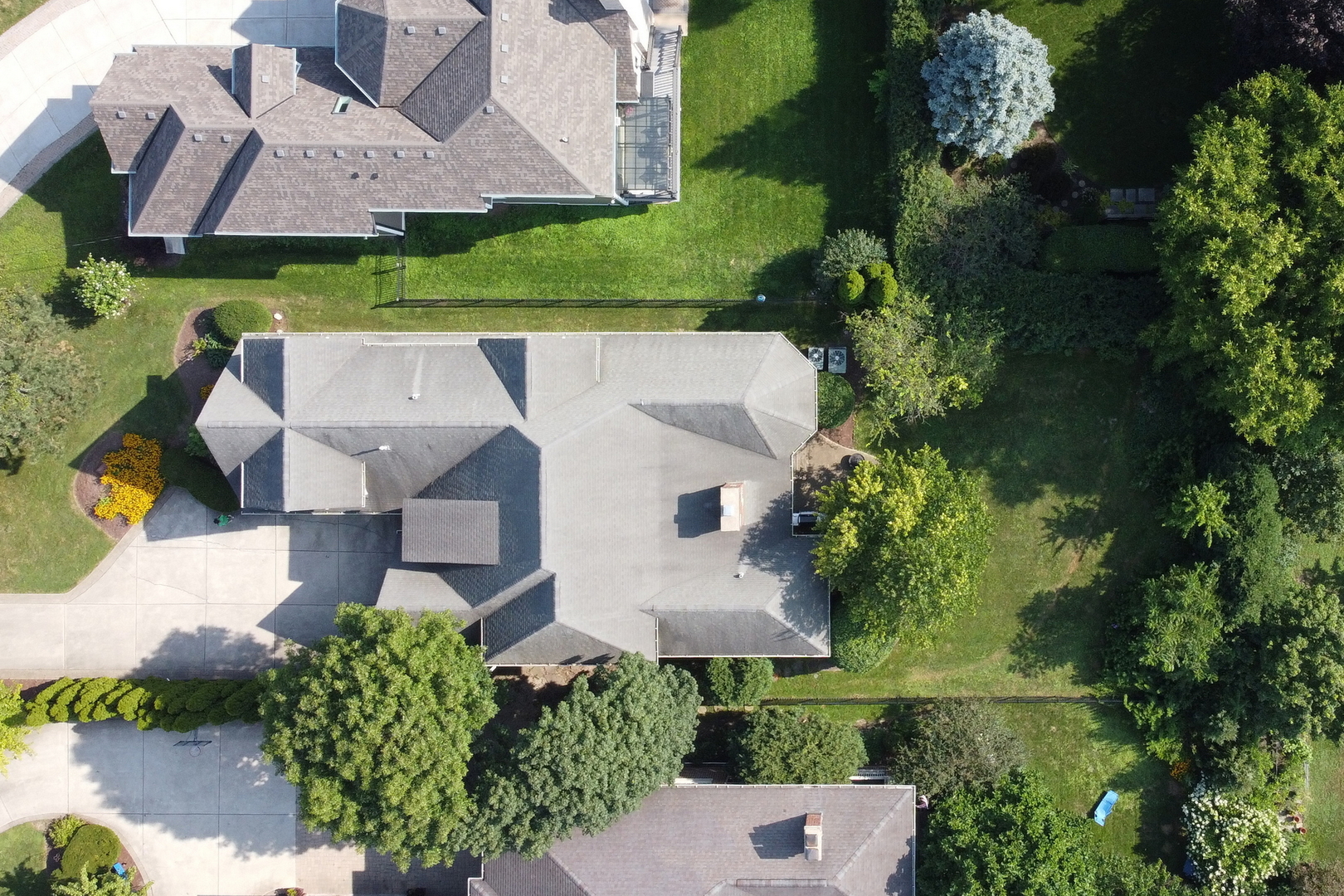 5684 Wolf Road, Western Springs, IL 60558