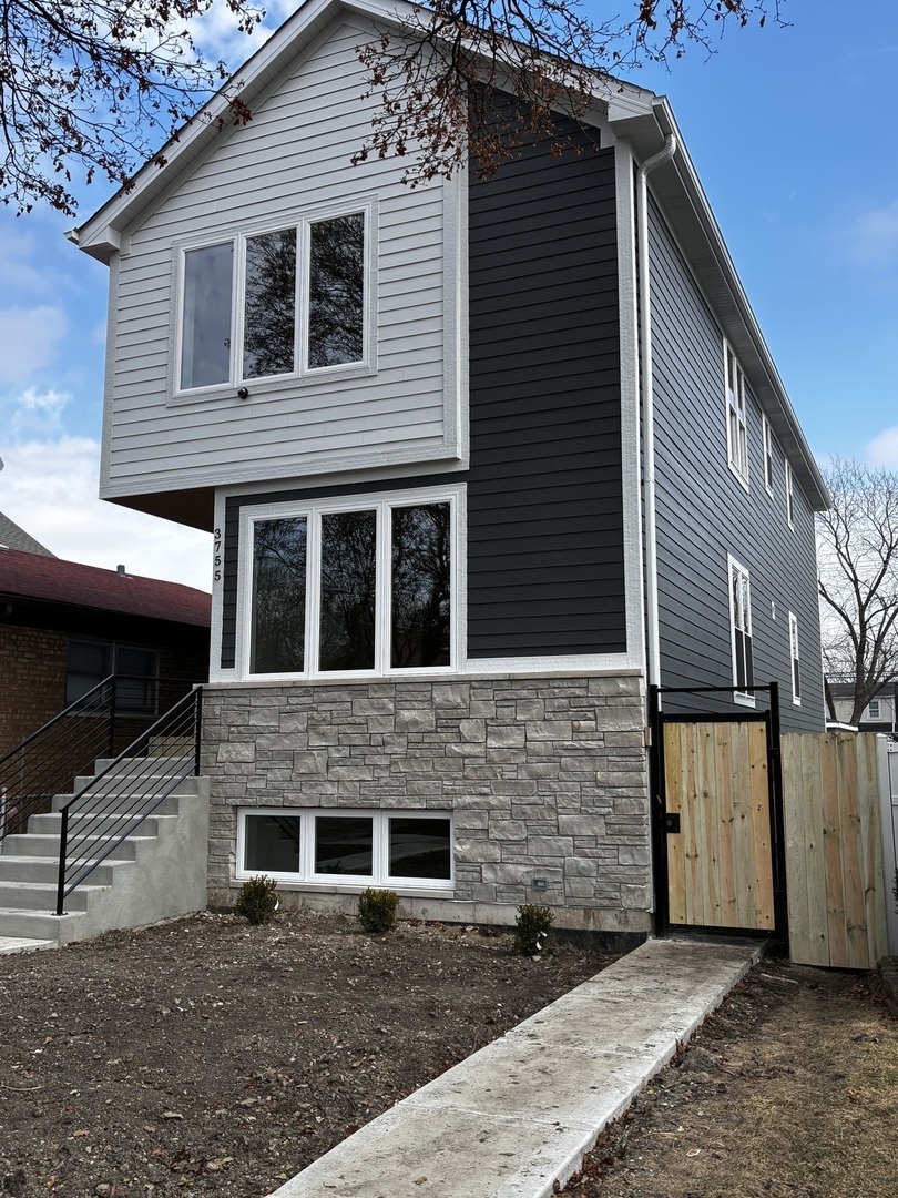 3755 N Odell Avenue, Chicago, IL 60634