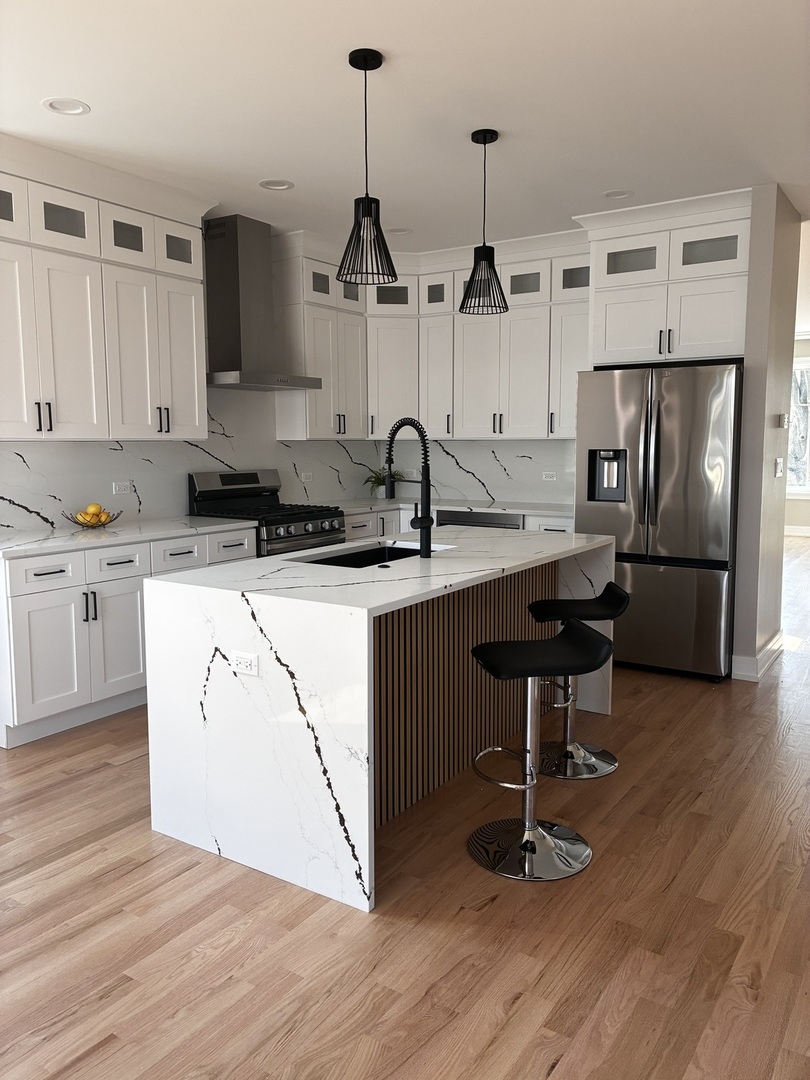 3755 N Odell Avenue, Chicago, IL 60634