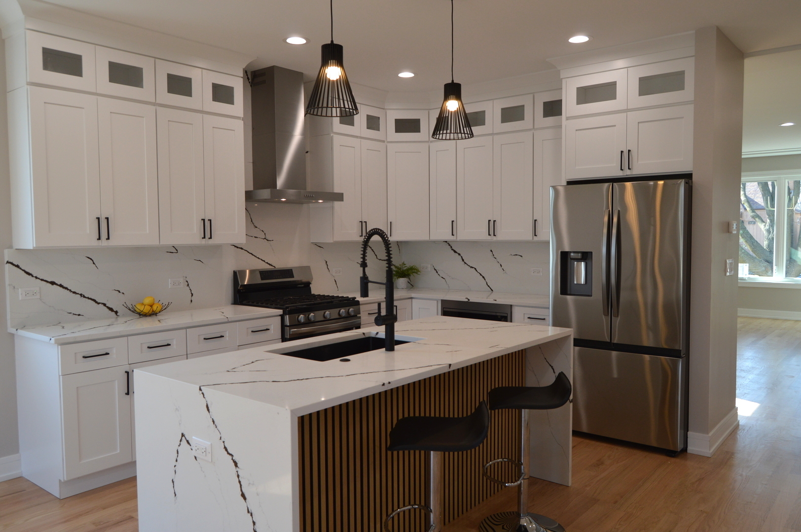 3755 N Odell Avenue, Chicago, IL 60634