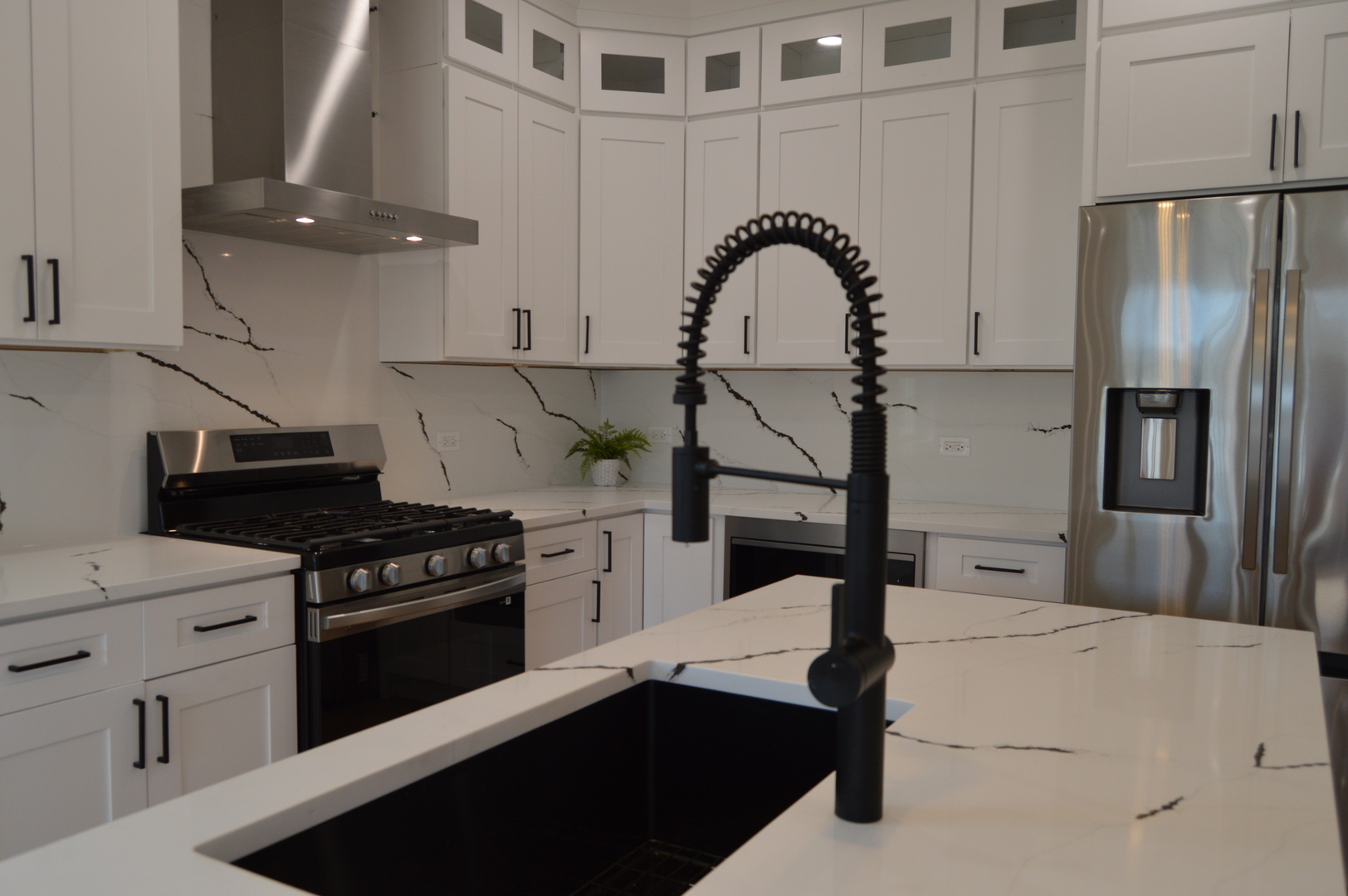 3755 N Odell Avenue, Chicago, IL 60634