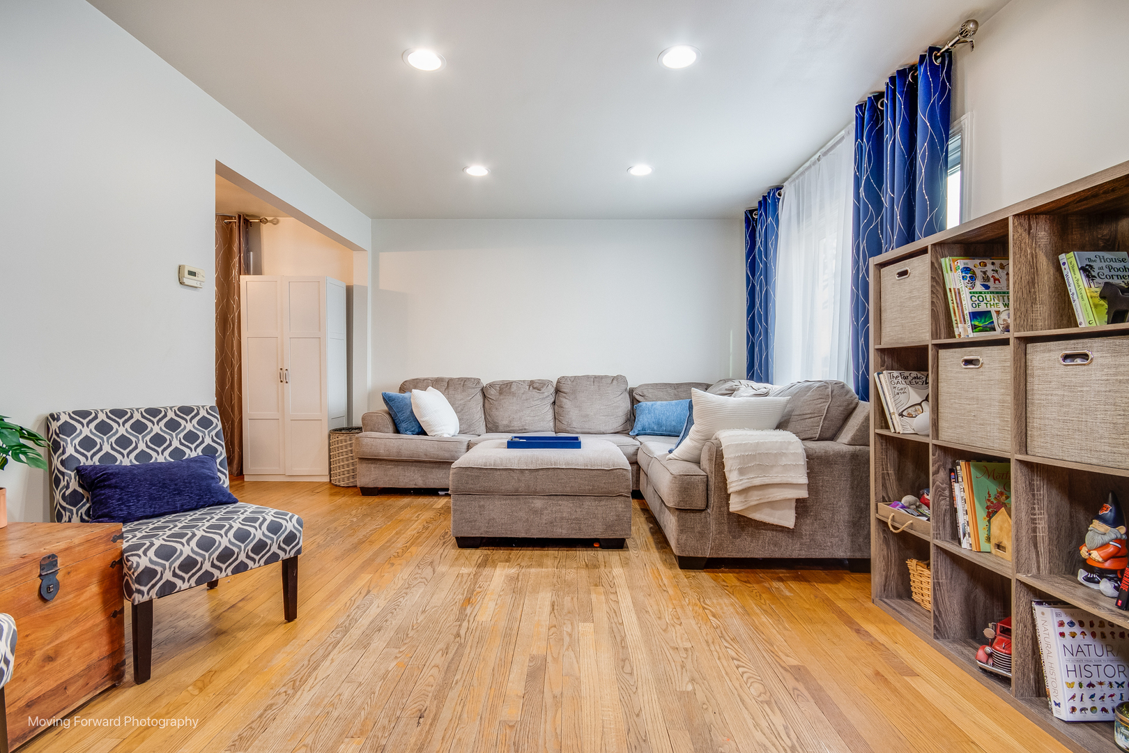 1348 Hull Avenue, Westchester, IL 60154