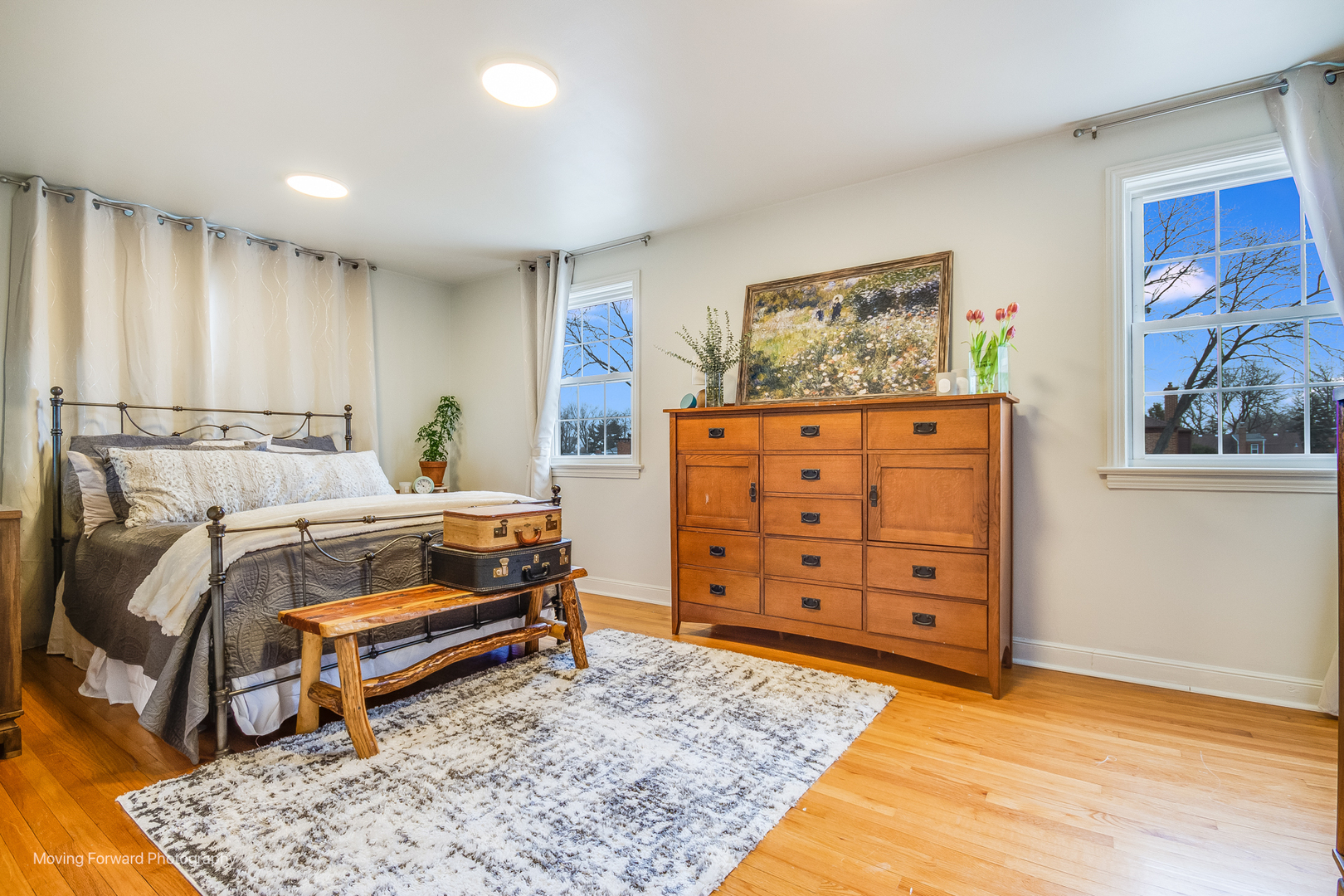 1348 Hull Avenue, Westchester, IL 60154