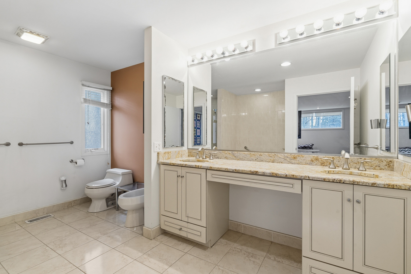 324 Gina Drive, New Lenox, IL 60451