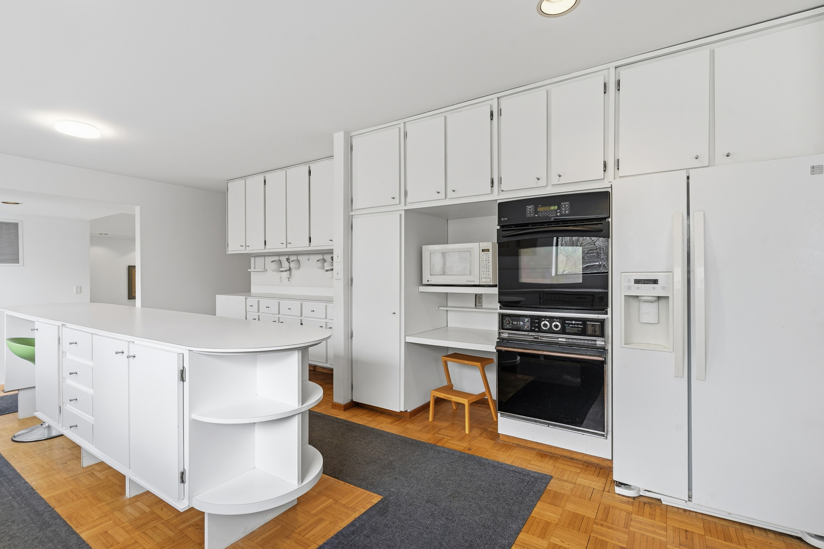 324 Gina Drive, New Lenox, IL 60451