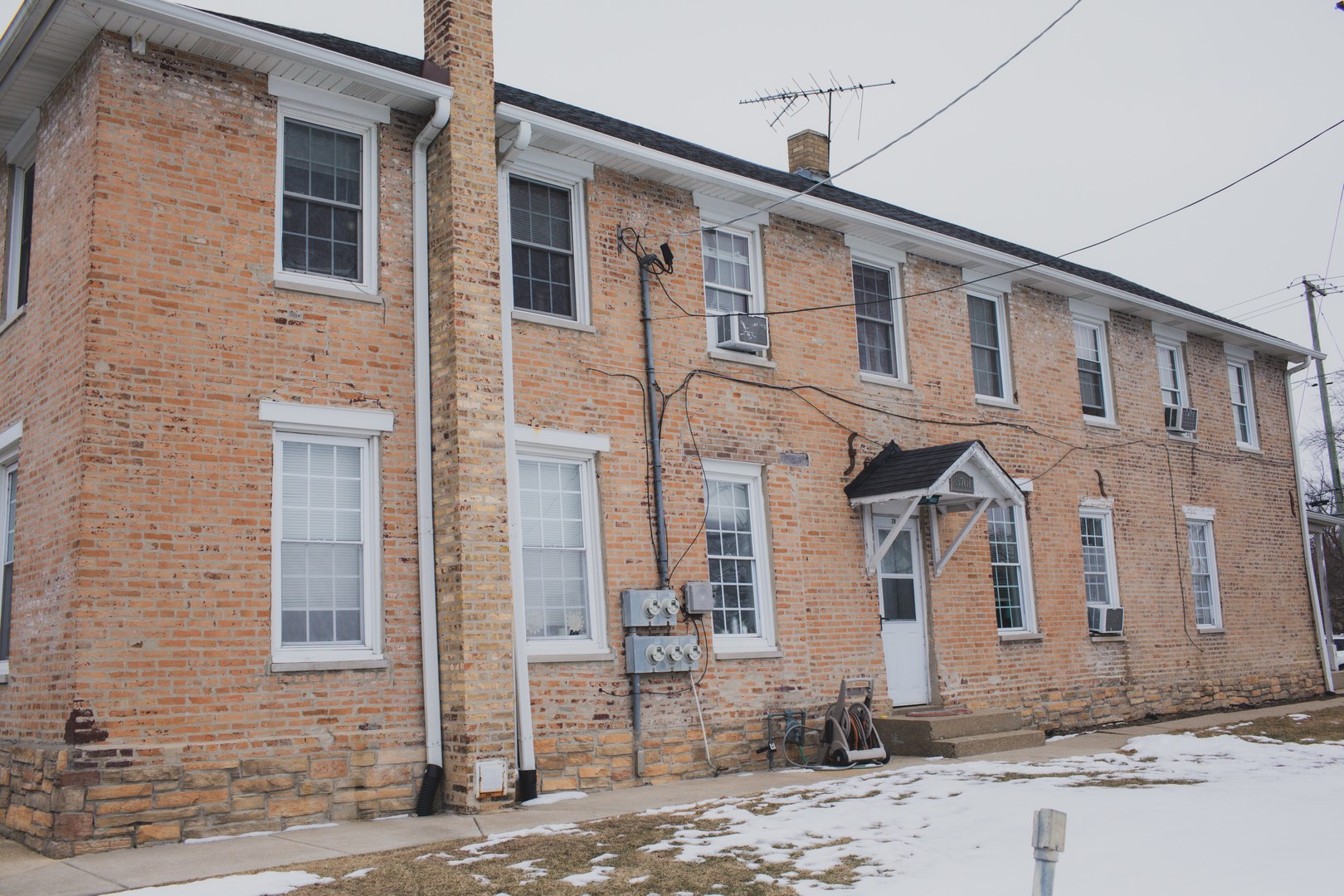 3701 Spring Grove Road, Johnsburg, IL 60051