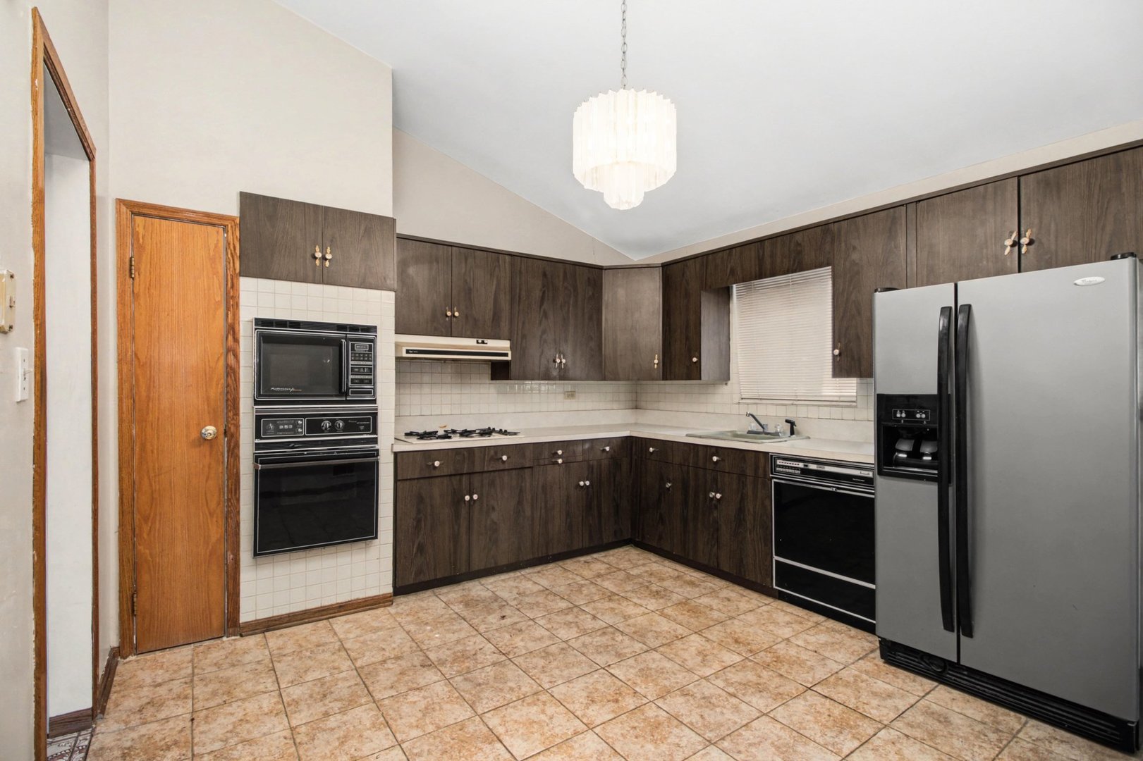 548 Leamington Avenue, Wilmette, IL 60091