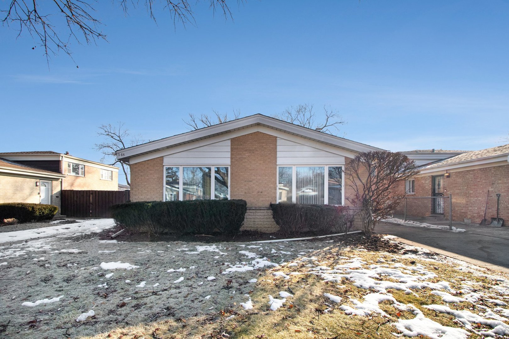 548 Leamington Avenue, Wilmette, IL 60091