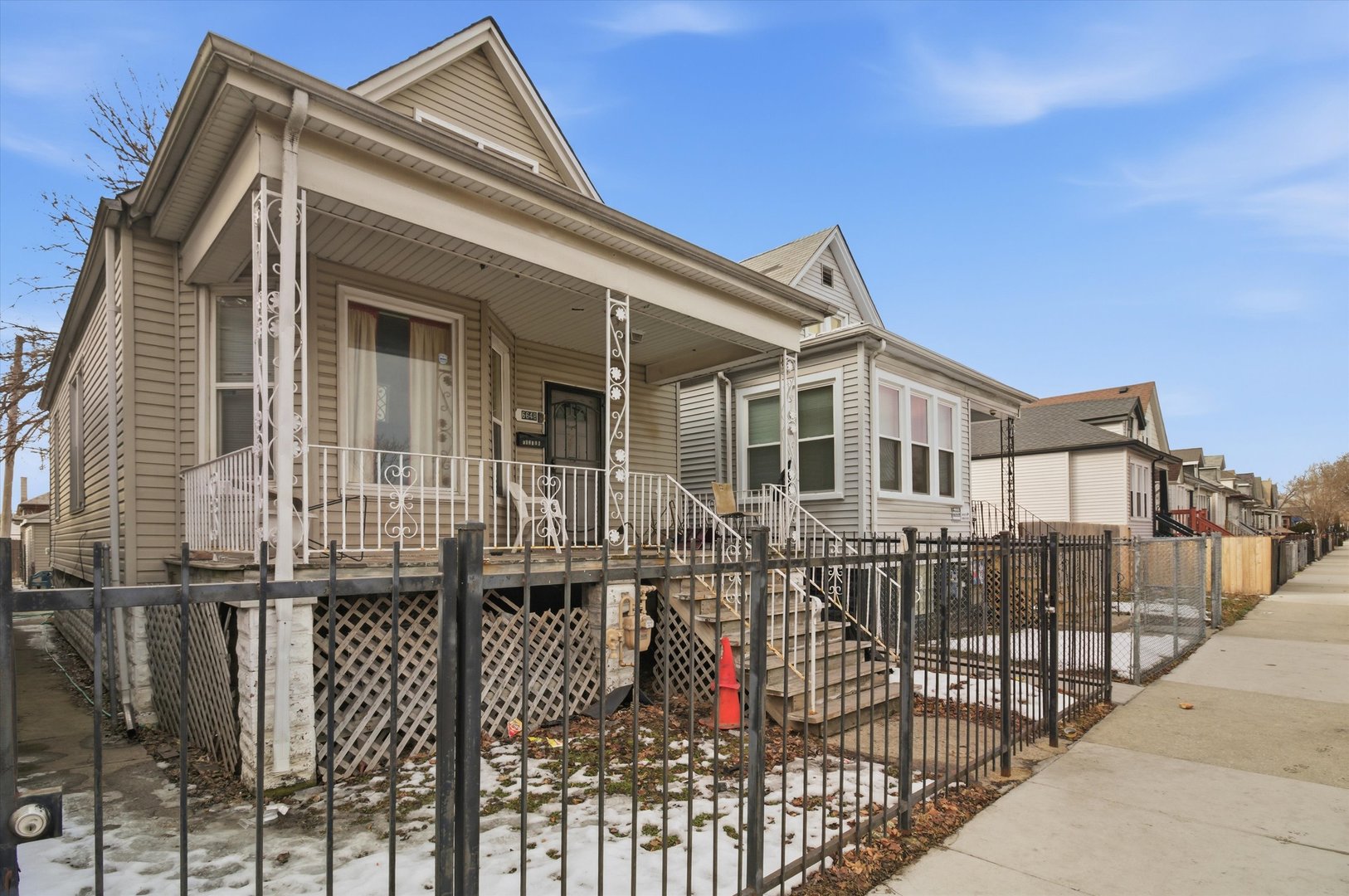 6648 S Oakley Avenue, Chicago, IL 60636