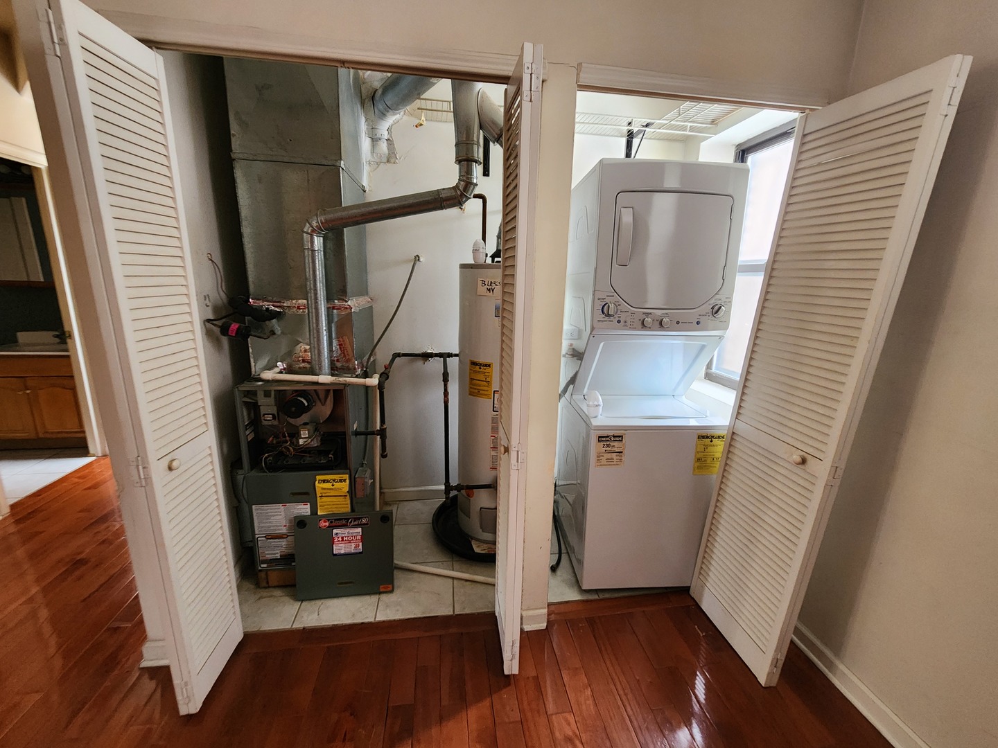 346 E 41st Street #2, Chicago, IL 60653