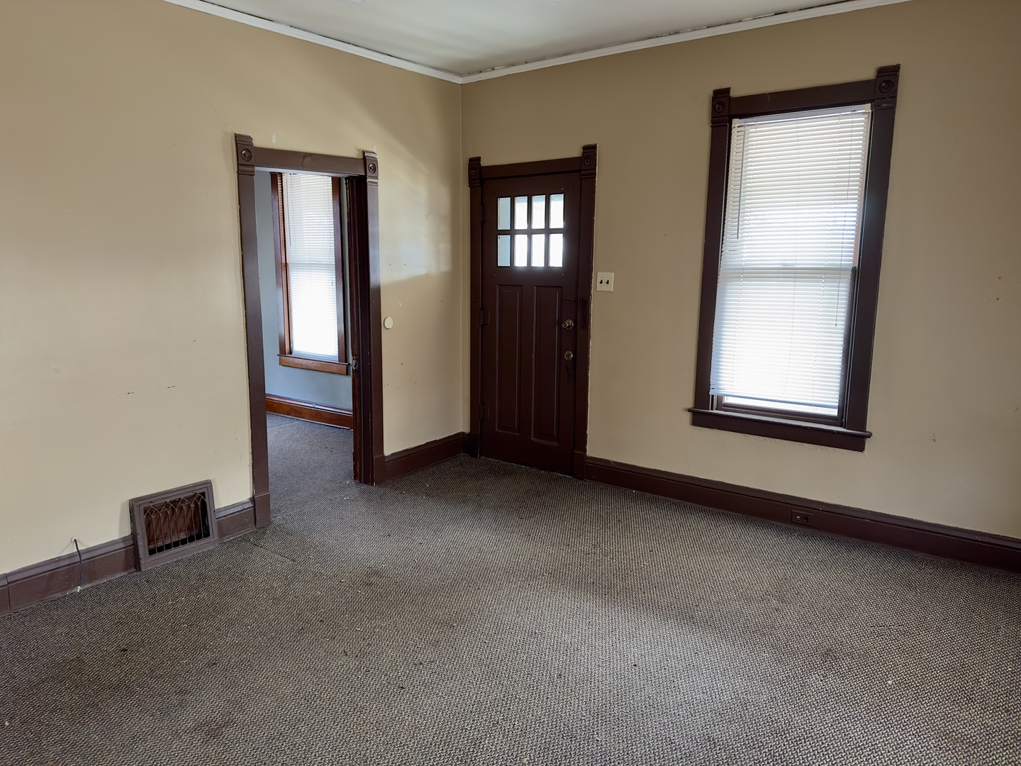 103 3rd Street, Lasalle, IL 61301