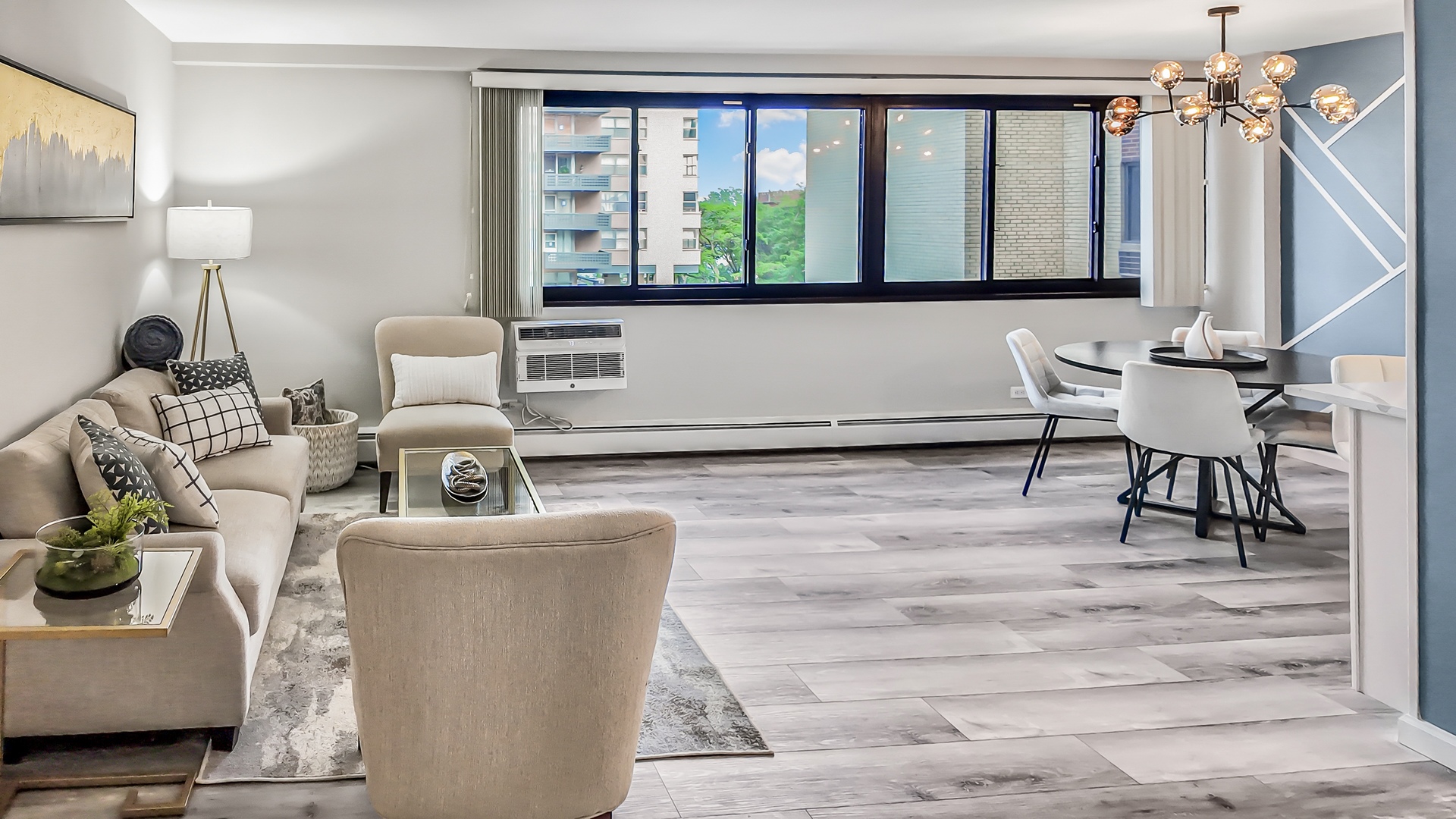 6300 N Sheridan Road #406, Chicago, IL 60660