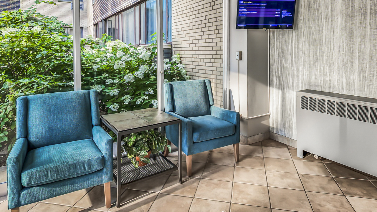 6300 N Sheridan Road #406, Chicago, IL 60660