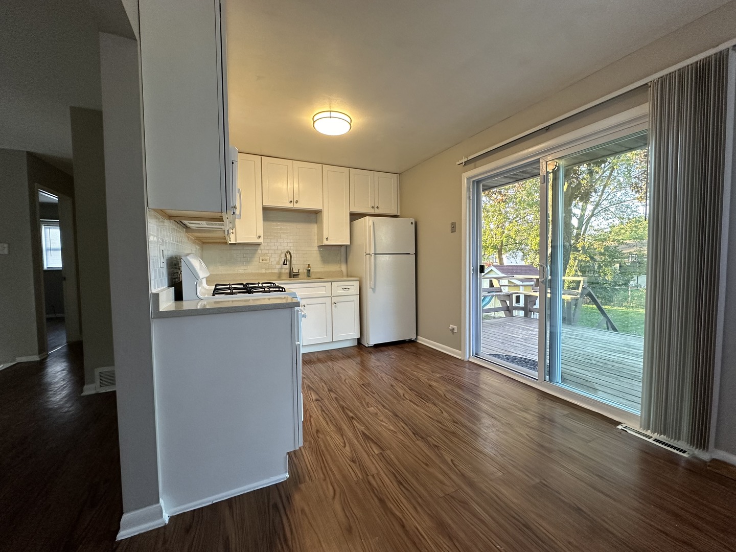 315 E Rose Street, Glenwood, IL 60425