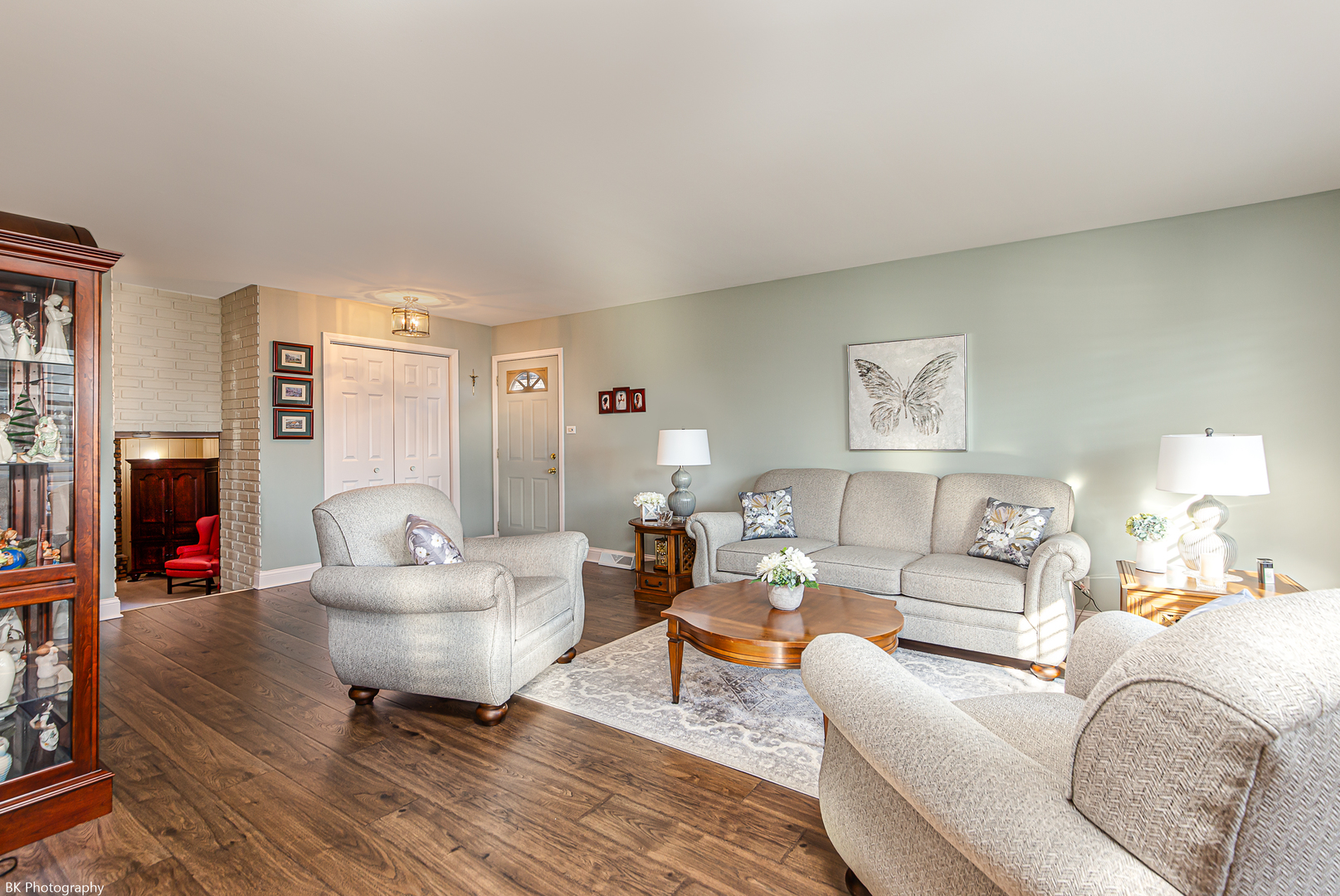 10304 Linus Lane, Oak Lawn, IL 60453