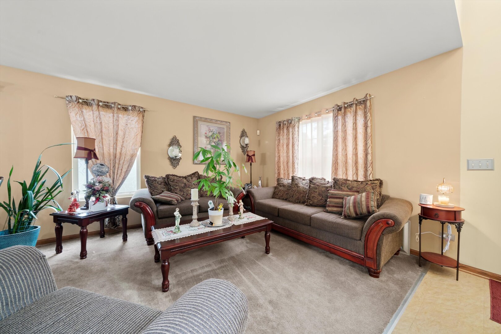 6501 ROTH Drive, Joliet, IL 60431