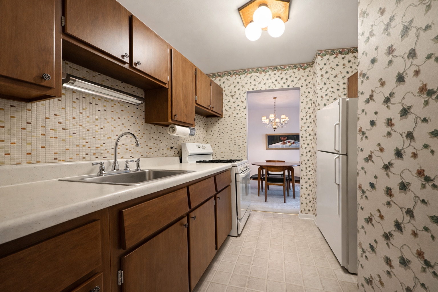 9820 S Pulaski Road #122, Oak Lawn, IL 60453