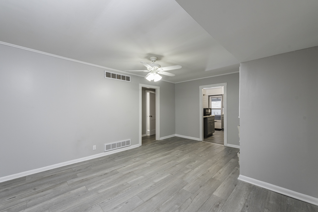 510 Forest Glen Drive, Round Lake Park, IL 60073