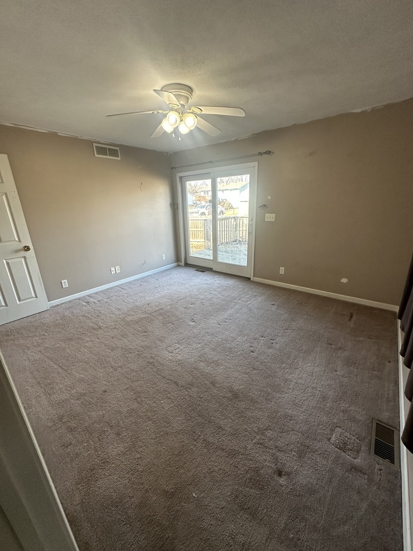 902 E Washington Street, Leroy, IL 61752