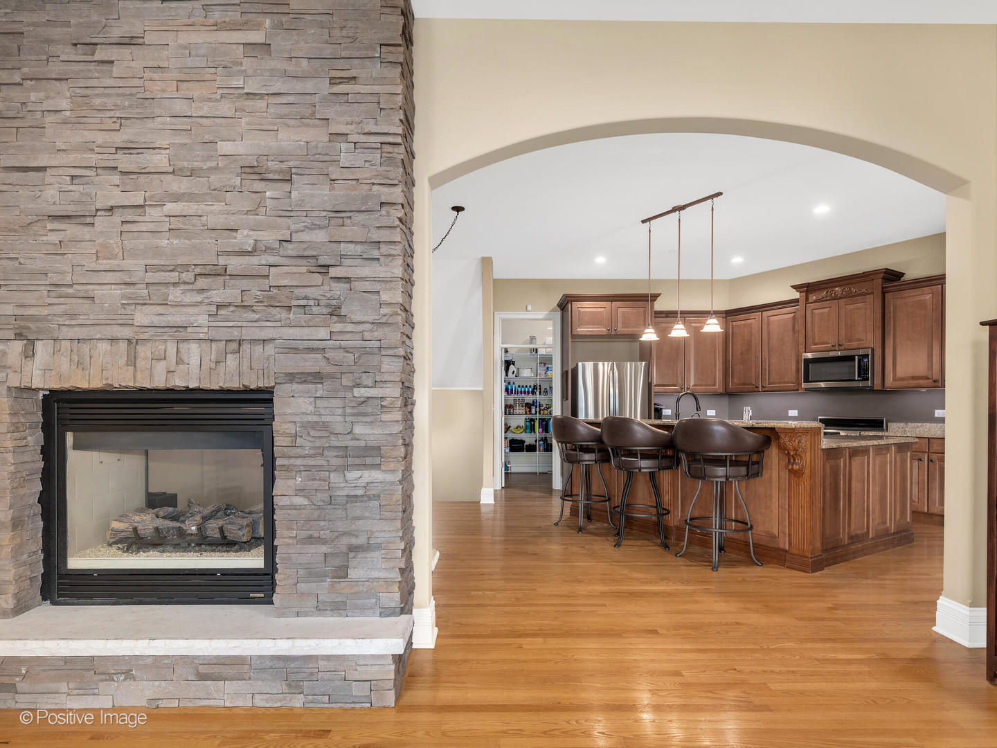 1454 E Northwest Highway, Arlington Heights, IL 60004