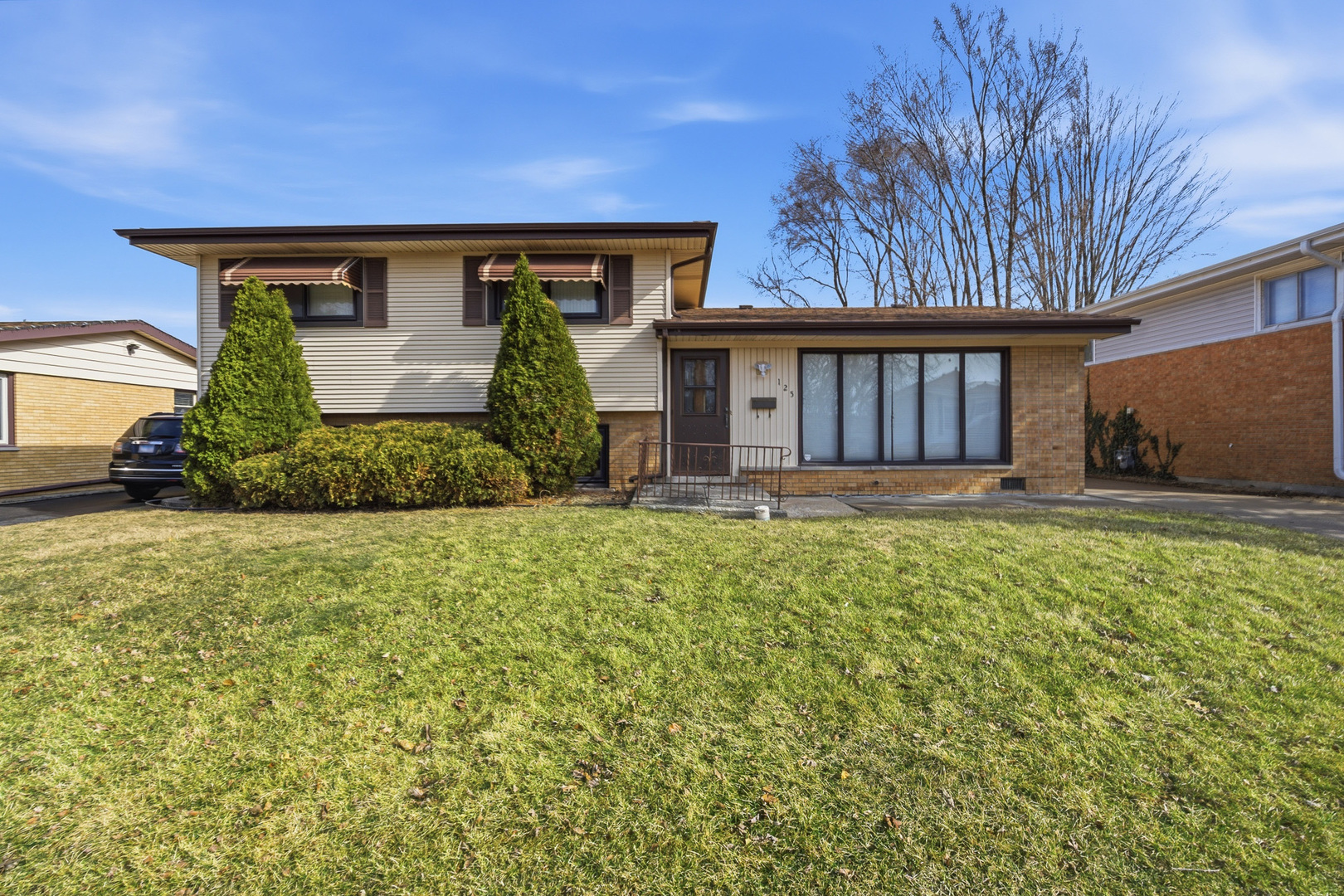 125 MILDRED Lane, Chicago Heights, IL 60411