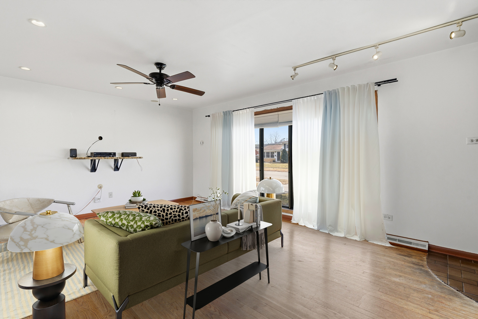 125 MILDRED Lane, Chicago Heights, IL 60411