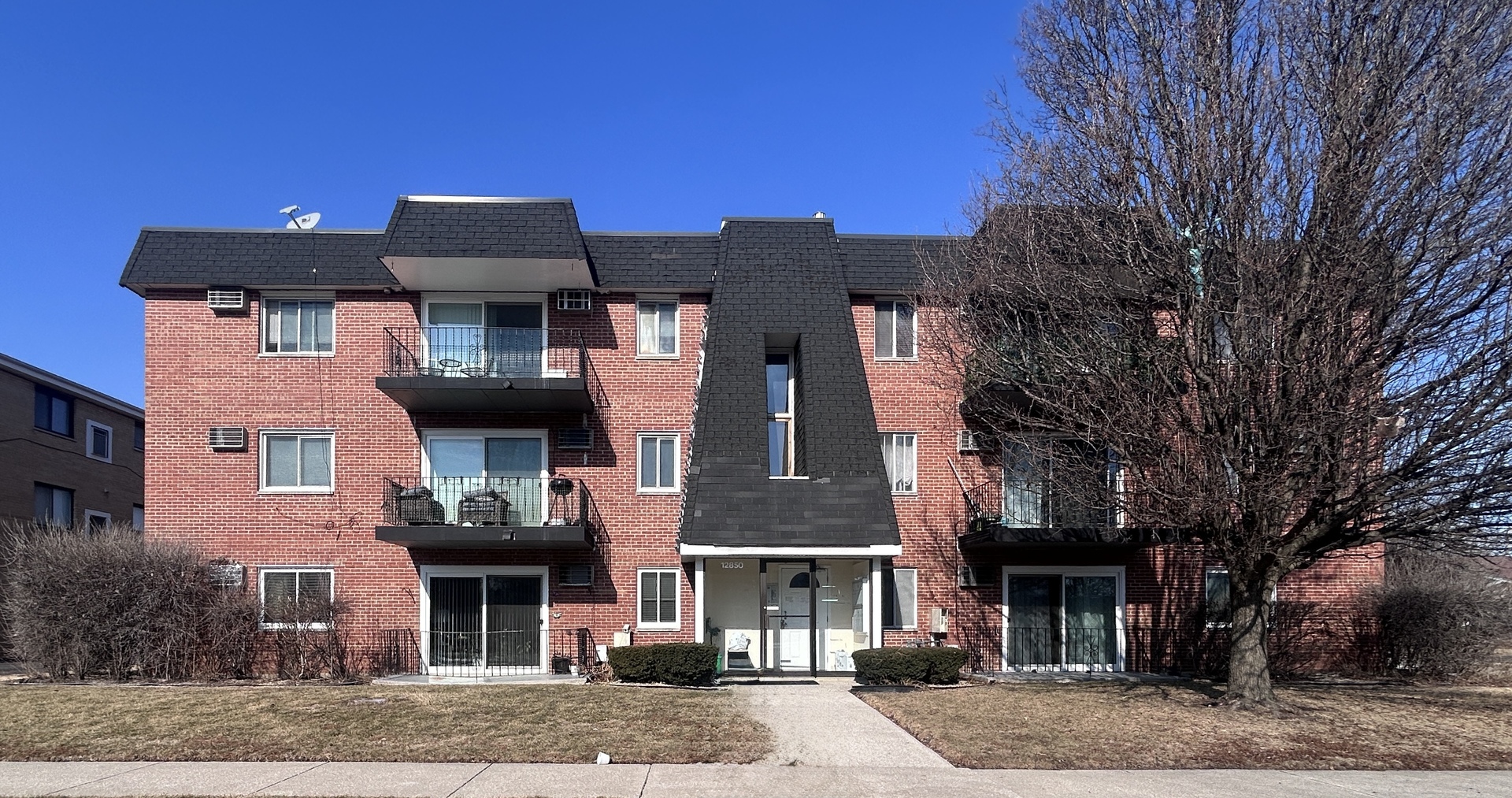 12850 Crestbrook Court #10, Crestwood, IL 60418