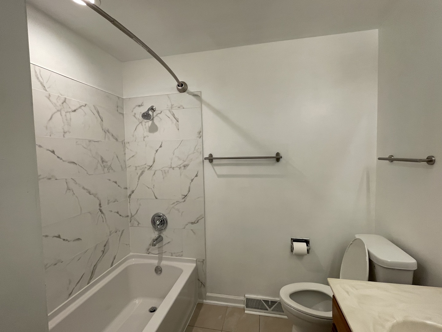 1430 Haise Lane, Elk Grove Village, IL 60007