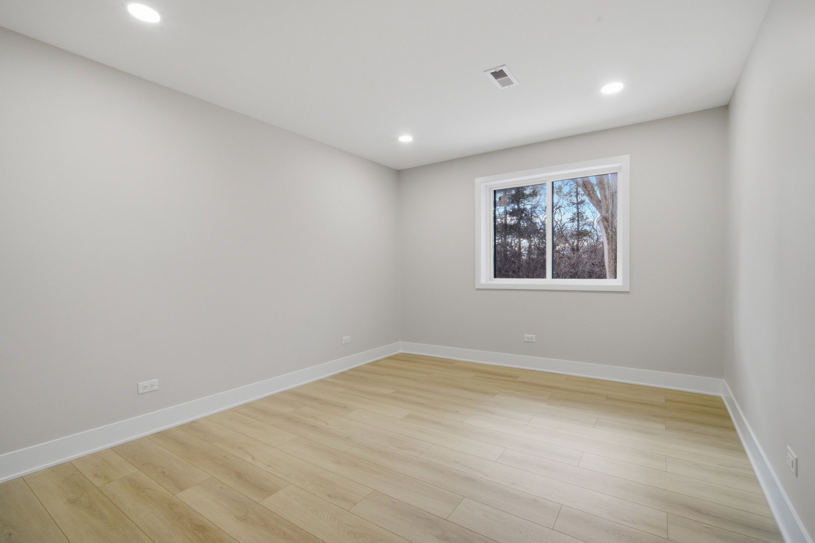 1175 Hunters Lane, Lake Zurich, IL 60047