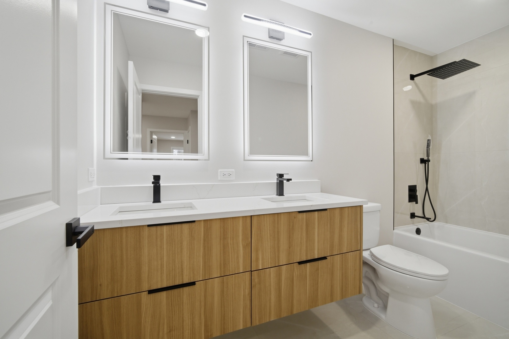 1175 Hunters Lane, Lake Zurich, IL 60047