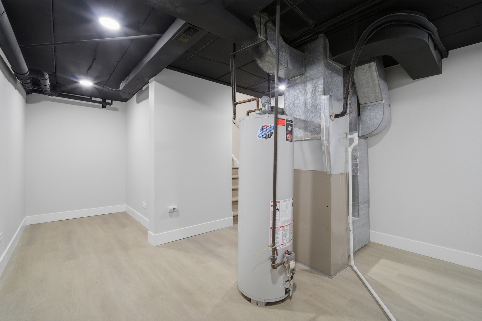 1175 Hunters Lane, Lake Zurich, IL 60047