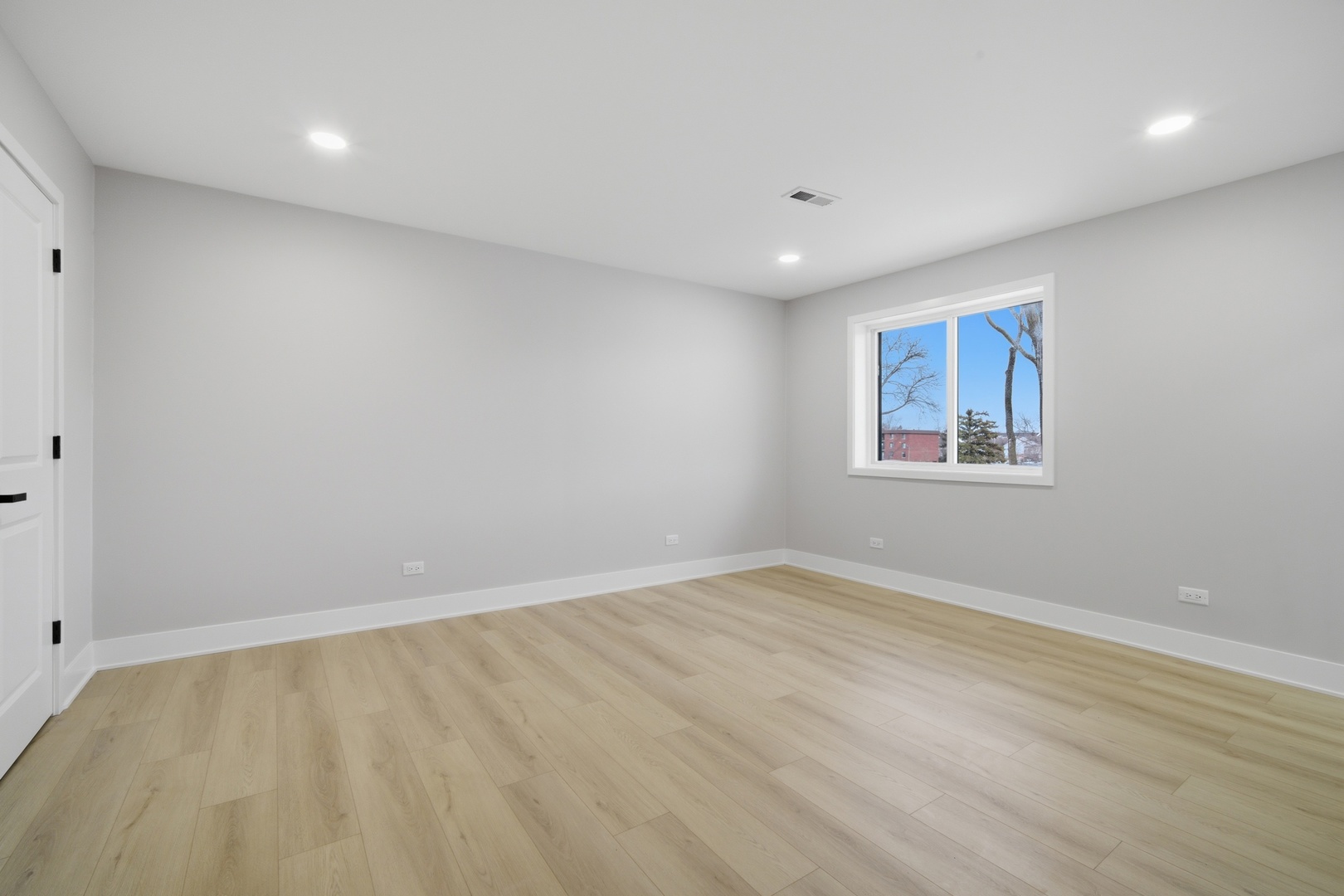 1175 Hunters Lane, Lake Zurich, IL 60047