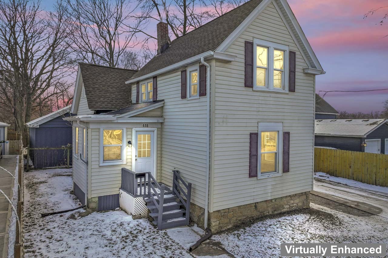 418 W Illinois Avenue, Aurora, IL 60506