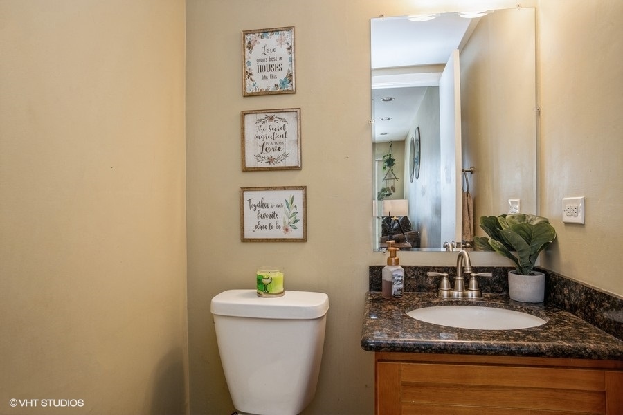 1797 Queensbury Circle, Hoffman Estates, IL 60169