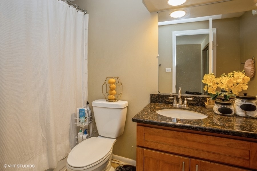 1797 Queensbury Circle, Hoffman Estates, IL 60169